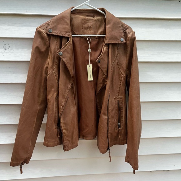 Max Studio Leather Biker Jacket-NEVER WORN - Picture 2 of 8